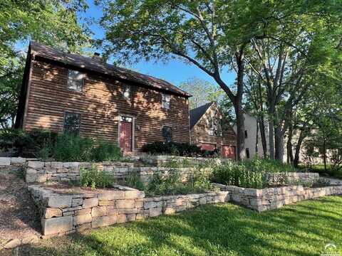 2709 Westdale Road, Lawrence, KS 66049
