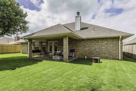 3607 NE Fieldcrest Dr, Lawton, OK 73507