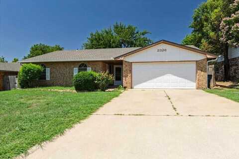 2326 NW 77th St, Lawton, OK 73505