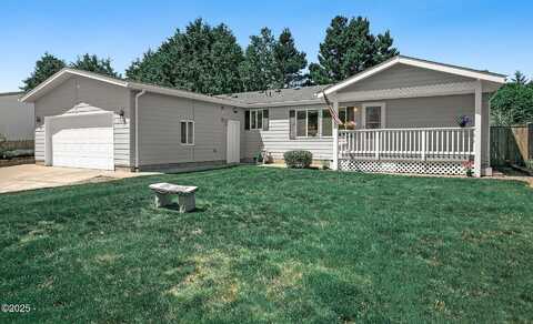 1420 SW Ironwood Drive, Waldport, OR 97394