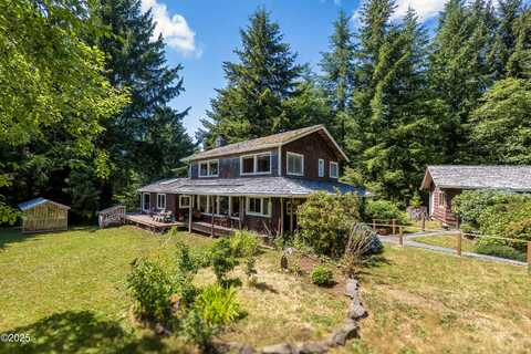 3383 N Bayview Road, Waldport, OR 97394