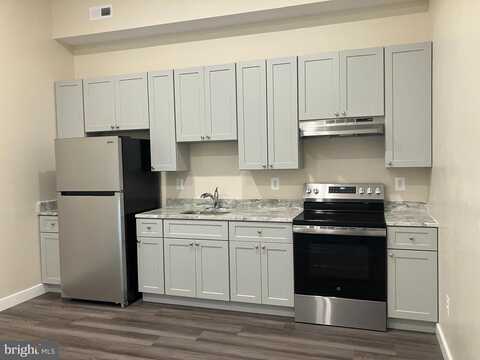 249-APT B S BROADWAY, BALTIMORE, MD 21231