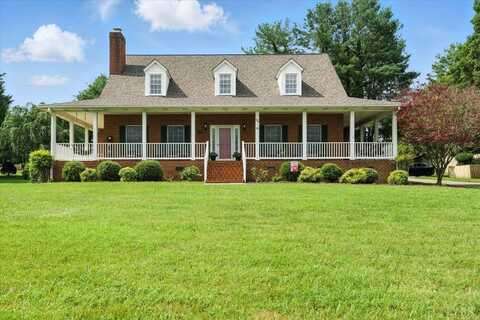 109 Woodcreek Road, Bedford, VA 24523
