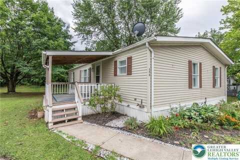 172 Bentwood Circle, East Allen Twp, PA 18014