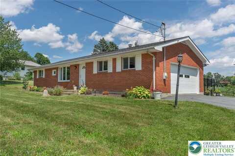88 Moorestown Drive, Moore Twp, PA 18014
