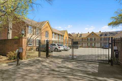 10 S IDLEWILD, Memphis, TN 38104
