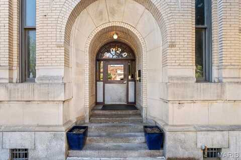 2020 Washington Ave, Saint Louis, MO 63103