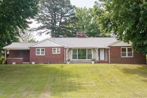 110 N 74th Street, Belleville, IL 62223