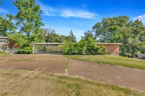2431 Trossock Lane, Kirkwood, MO 63122
