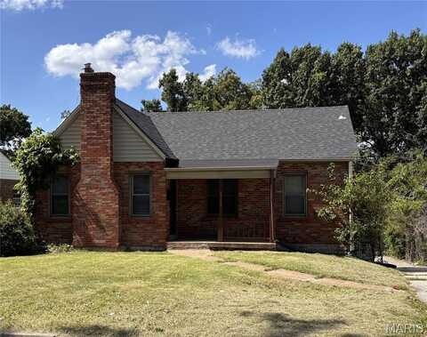 6765 Kenwood Drive, Northwoods, MO 63121