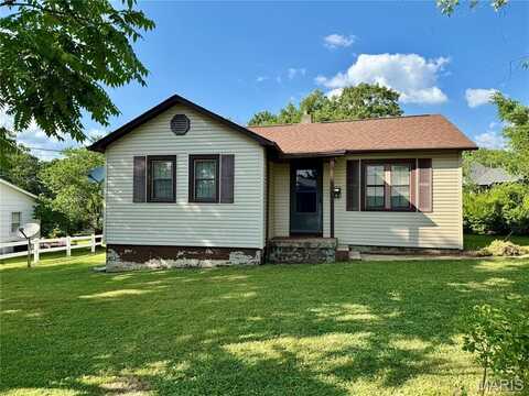504 Wolfe Street, Potosi, MO 63664