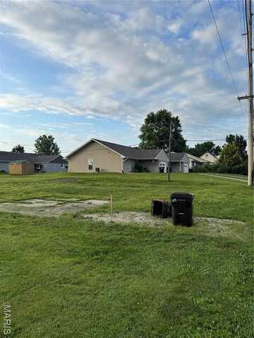 815 N Dickerson Street, Palmyra, MO 63461