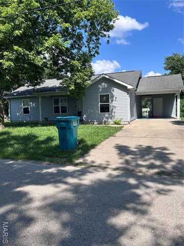 913 N 1st Street, Steelville, MO 65565