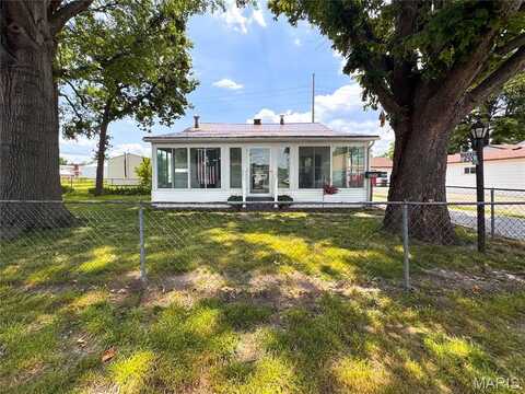 633 State Street, Dupo, IL 62239