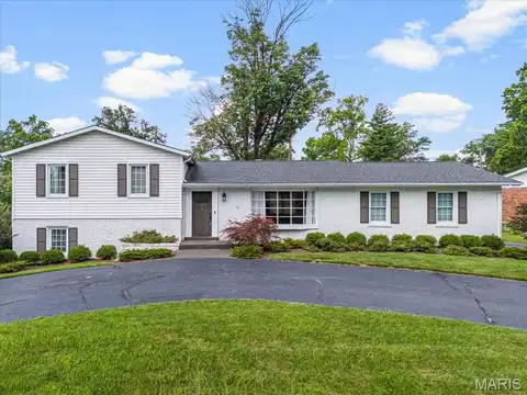 11944 Randy Drive, Creve Coeur, MO 63141