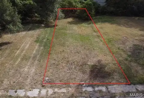 2209 Gordon Street, Hannibal, MO 63401
