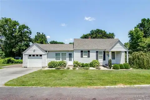 201 Oak Street, East Alton, IL 62024