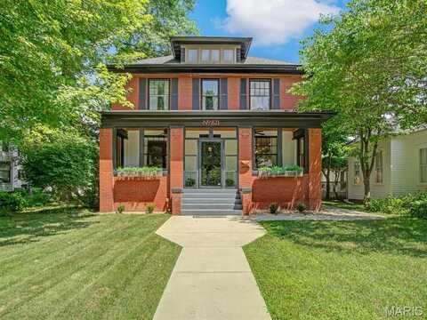 821 Saint Louis Street, Edwardsville, IL 62025