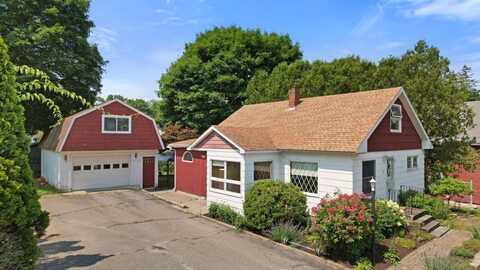 17 Pendleton Street, Brewer, ME 04412