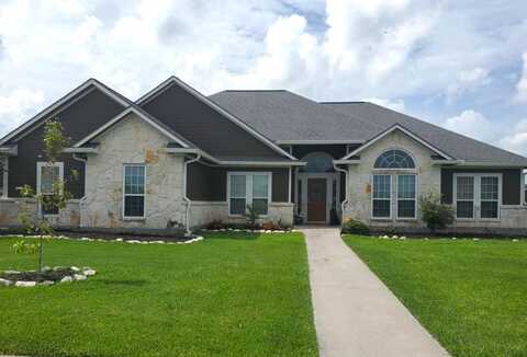 3203 El Camino St., Bay City, TX 77414