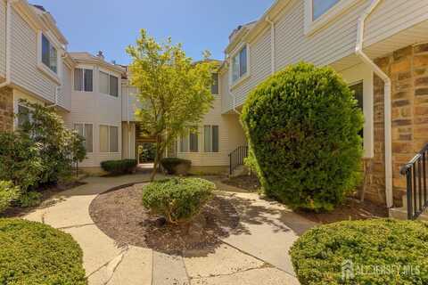 1027 Schmidt Lane, North Brunswick, NJ 08902