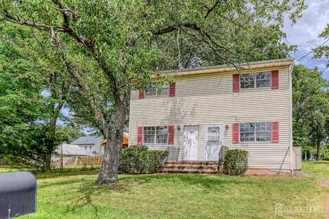 202 Wilton Avenue, Middlesex, NJ 08846