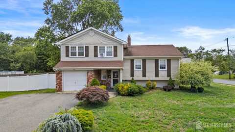 31 Brunswick Drive, Howell, NJ 07731