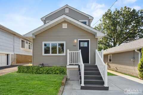 763 Prospect Avenue, Old Bridge, NJ 08879