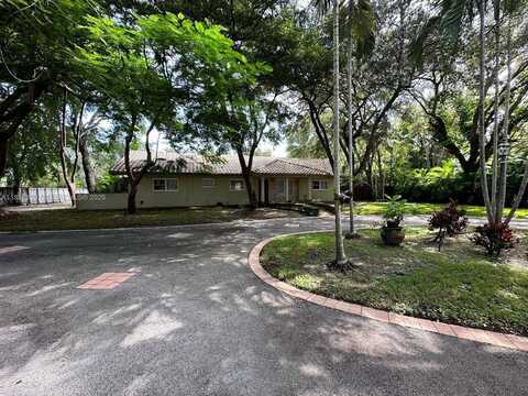 8755 SW 96th St, Miami, FL 33176