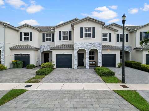 2675 SE 13th St, Homestead, FL 33035