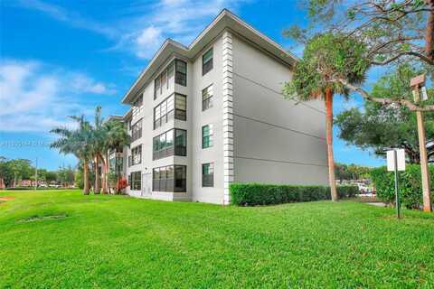 1532 Whitehall Dr, Davie, FL 33324
