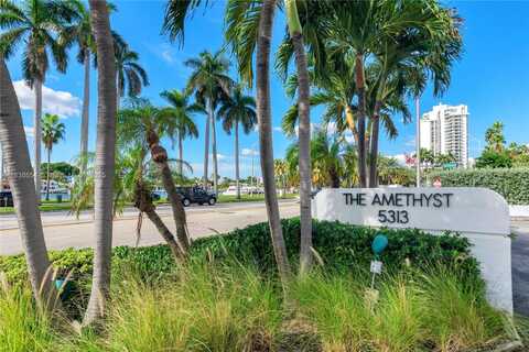 5313 Collins Ave, Miami Beach, FL 33140