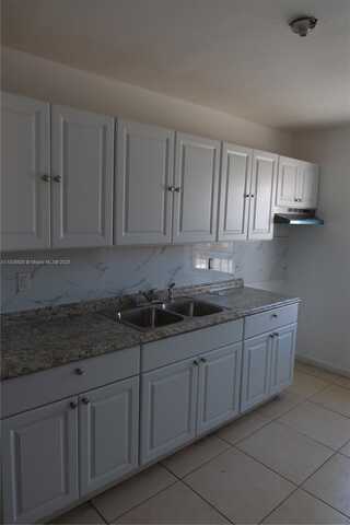 4100 Palm Ave, Hialeah, FL 33012