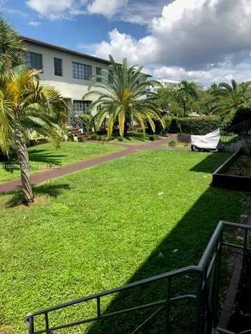1139 Marseille Dr, Miami Beach, FL 33141