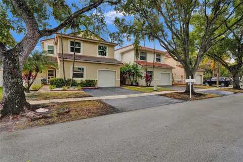 18060 SW 11th Ct, Pembroke Pines, FL 33029