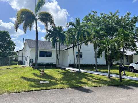 27728 SW 132nd, Homestead, FL 33032