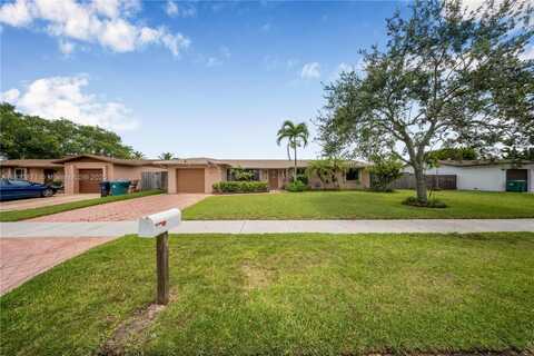 11193 SW 113 TER, Miami, FL 33176