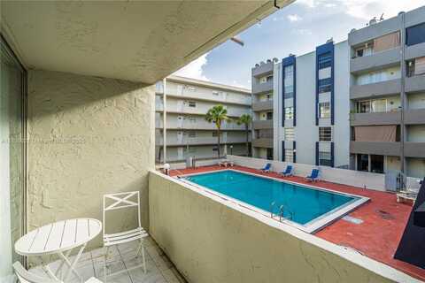 10000 NW 80th Ct, Hialeah Gardens, FL 33016