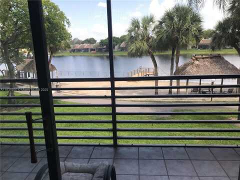1101 Colony Point Cir, Pembroke Pines, FL 33026
