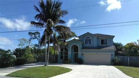 170 NE Dominican Ter, Port Saint Lucie, FL 34983