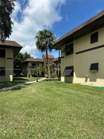 7965 SW 86th St, Miami, FL 33143