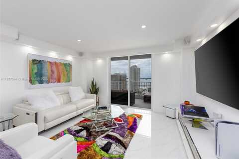 701 Brickell Key Blvd, Miami, FL 33131