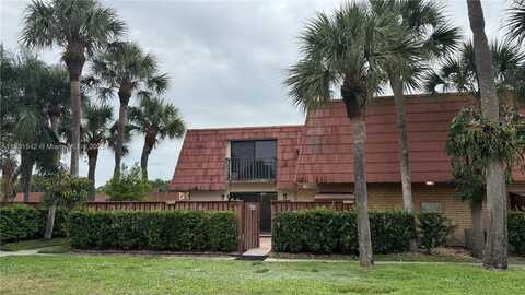 119 Live Oak Ln, Boynton Beach, FL 33436