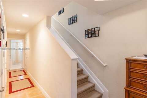 611 SW 1st Ter, Pompano Beach, FL 33060