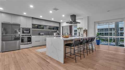 3051 NE 47th Ct, Fort Lauderdale, FL 33308