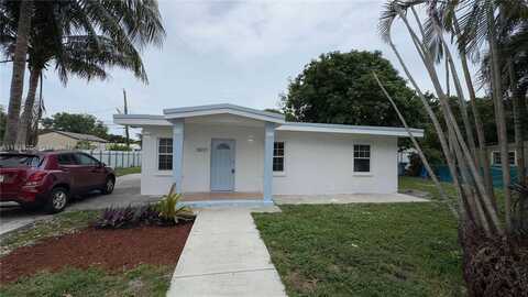 16221 E Bunche Park Dr, Miami Gardens, FL 33054