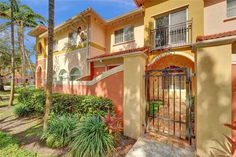 1315 N Santa Catalina Cir, North Lauderdale, FL 33068