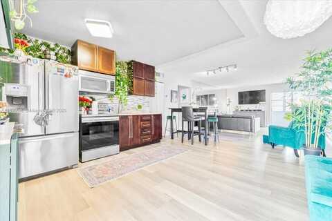 1890 W 56th St, Hialeah, FL 33012