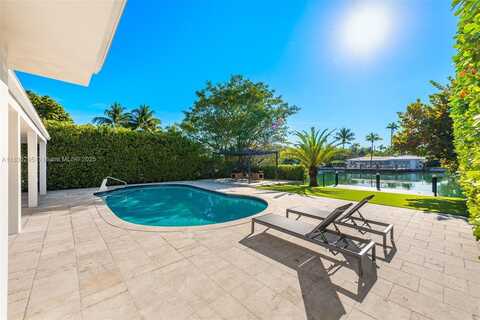 410 S Shore Dr, Miami Beach, FL 33141
