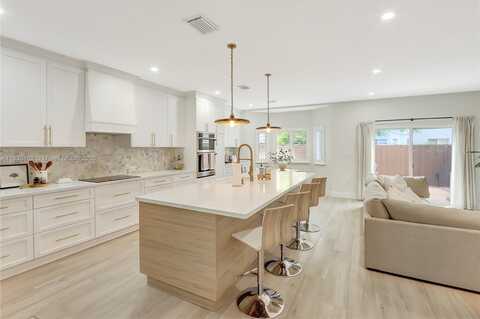 14751 SW 23rd St, Miami, FL 33185